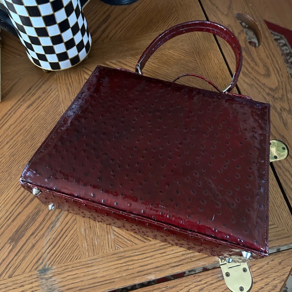 Vintage Burgundy Ostrich Leather Handbag - Picture 5 of 15